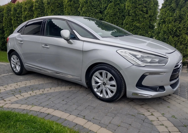 Citroen DS5 cena 29900 przebieg: 250000, rok produkcji 2011 z Sulechów małe 277